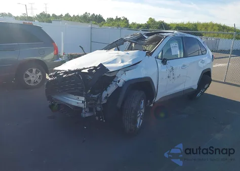 2023 Toyota Rav4 Xle z USA, uszkodzony, nr VIN 2T3W1RFV7PC219642